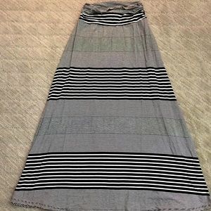 Merona maxi skirt